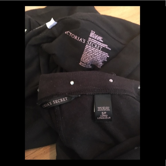 Victoria's Secret yoga pants - Picture 2 of 2